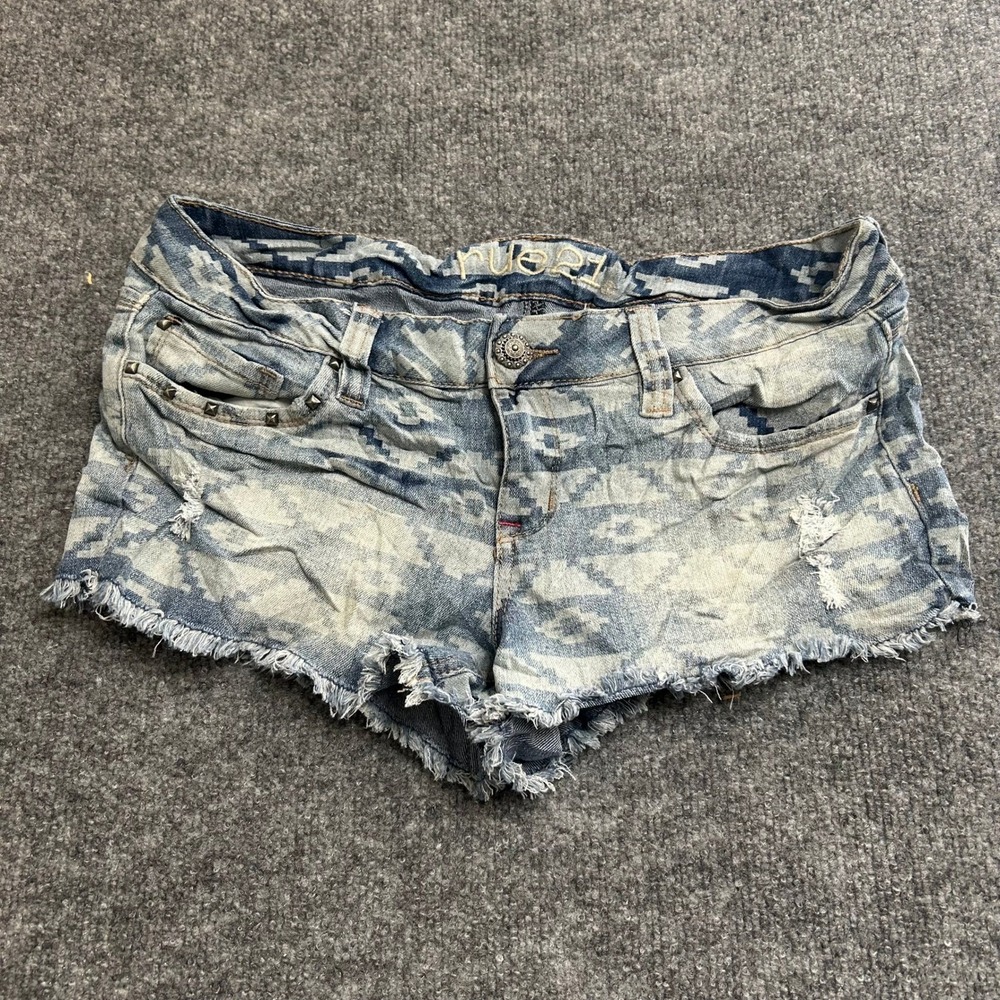 Rue21 Denim Shorts Womens 7/8 Blue Aztec Print Distressed Studded Boho Cutoff
